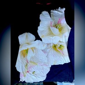 Ted Baker t-shirt; size 1. Perfect for Spring.